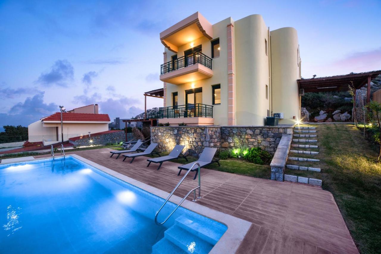 Villa Siena Pool
